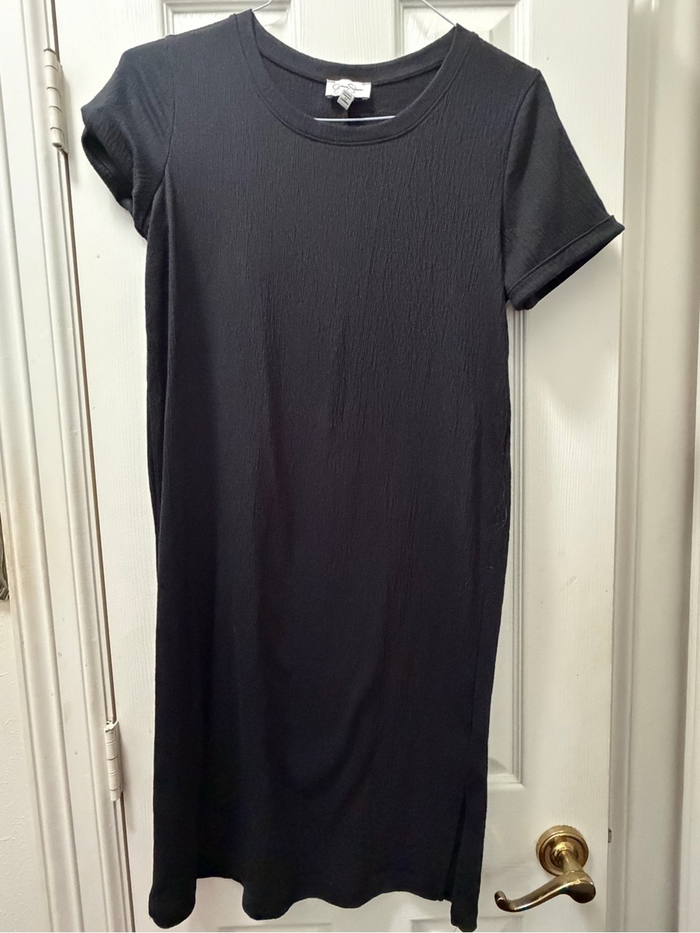 Jessica Simpson Black Short-Sleeve Midi T-Shirt Dress